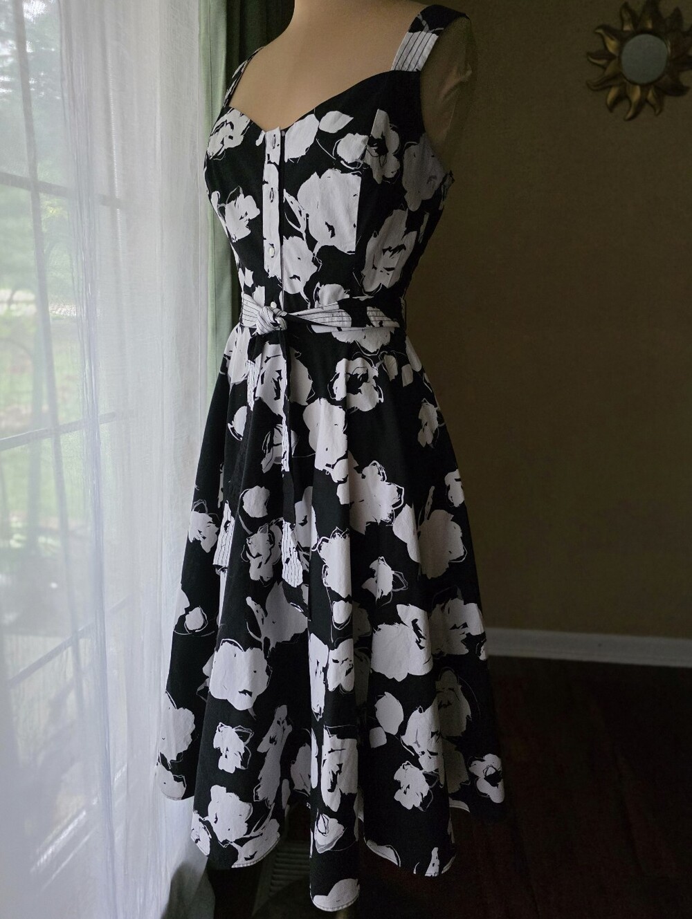 Cotton Floral Fit & Flare Midi Dress Pockets Belt Sweetheart Neckline WHBM Sz 8